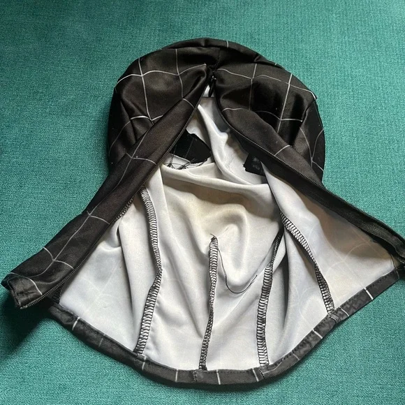 Kids/adults Spider Mask Costume - Black and Red - Picture 5 of 5